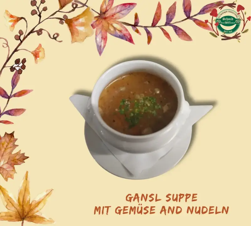Gansl-Suppe mit Gemüse und Nudeln